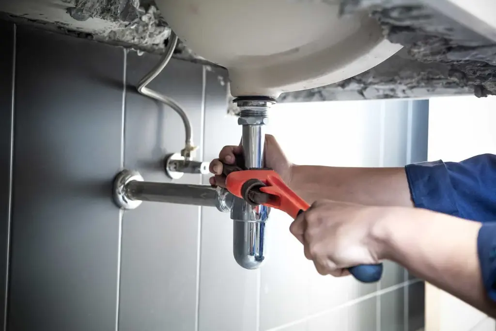 Plumbing-Services-Dubai.